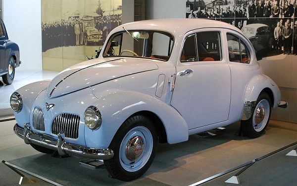 La première voiture d'après-guerre Toyota SA 1947