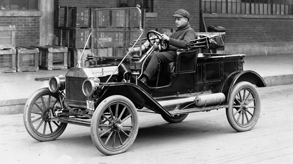 Première Ford Modèle T 1908