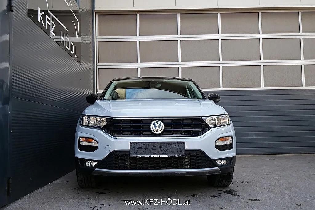 Volkswagen T-Roc 2,0 TDI SCR 4Motion Design DSG Image 3