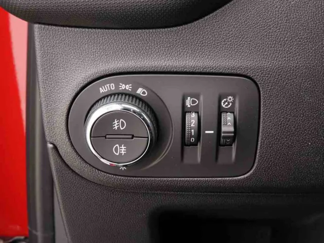 Opel Crossland 1.2 110 Edition + GPS Carplay + Eco LED Lights Image 9