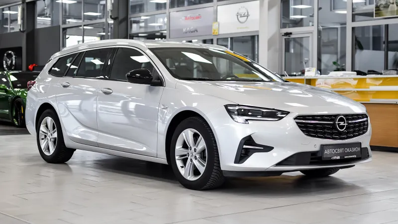 Opel Insignia Sports Tourer 2.0d Elegance Automatic Image 5
