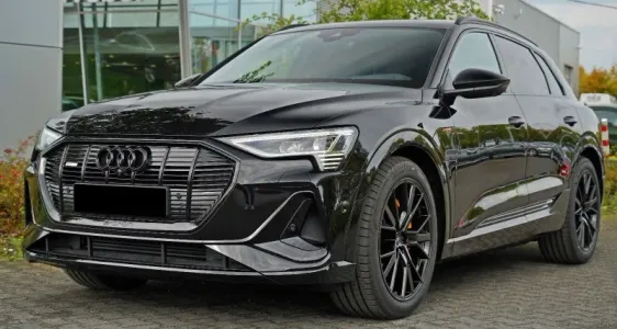 Audi E-Tron 55 Quattro S-line =Black Edition= Carbon Гаранция
