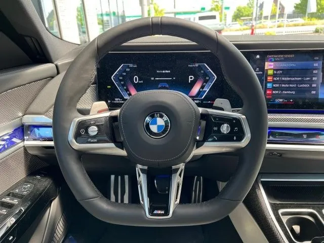 BMW 740 d xDrive =M-Sport= BMW Individual/Pano Гаранция Image 3