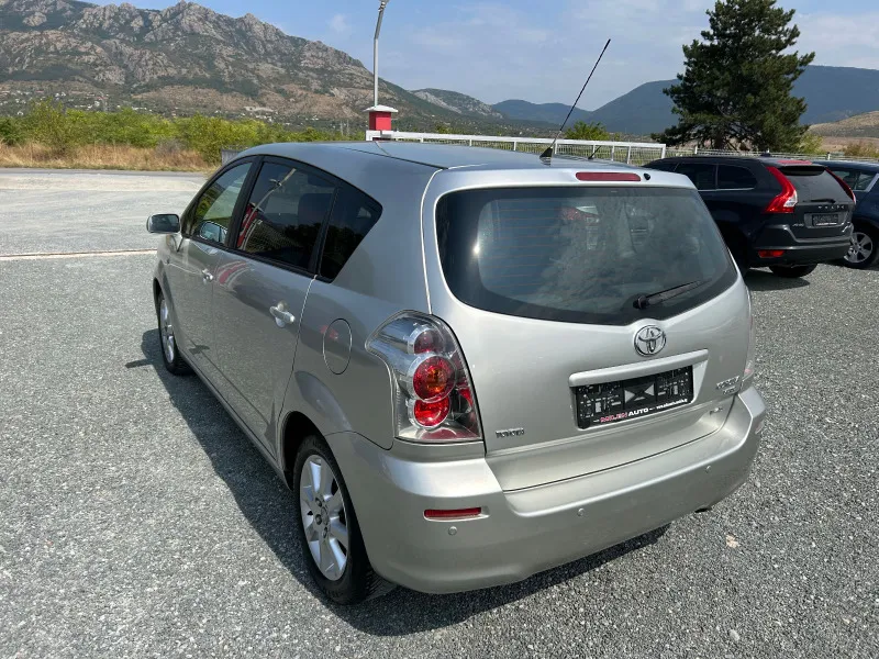 Toyota Corolla verso (KATO НОВА) Image 8