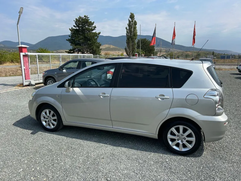 Toyota Corolla verso (KATO НОВА) Image 9