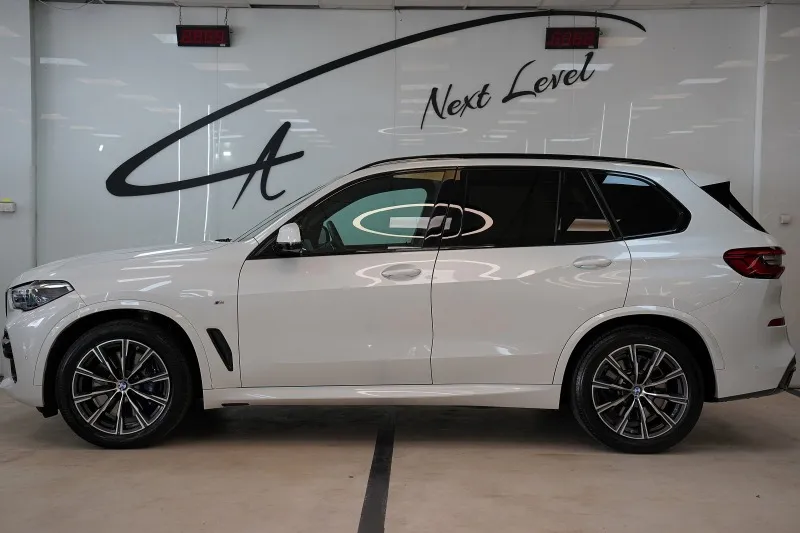 BMW X5 3.0d xDrive M Package Shadow Line Image 6