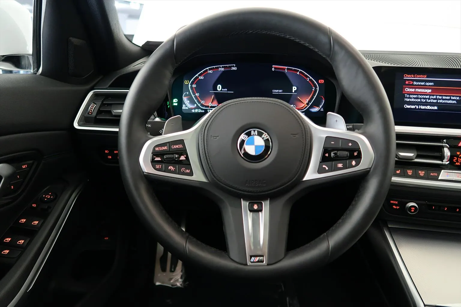 BMW 320d xDriveTouring M-Sport Automat  Image 10