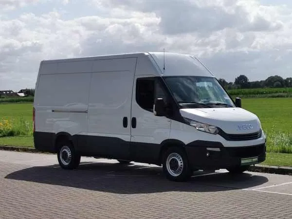Iveco Daily 35S14 L2H2 Airco 3.5T-Trek Image 4